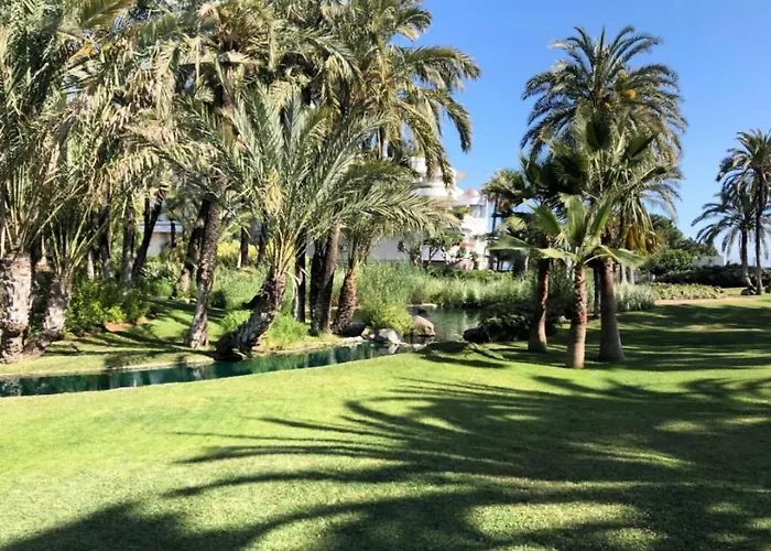 Апартаменти Playa Del Duque Ocean Club 1