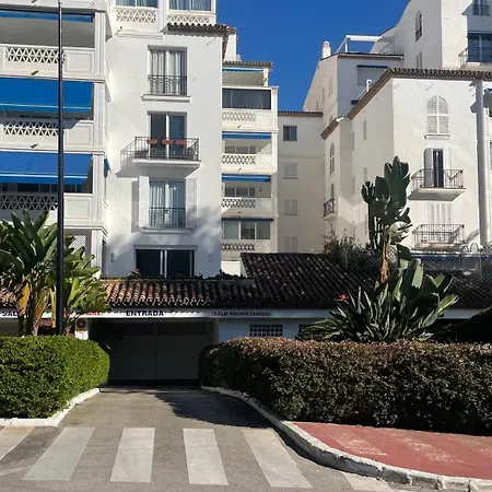 Playa Del Duque Ocean Club 1 Apartman *